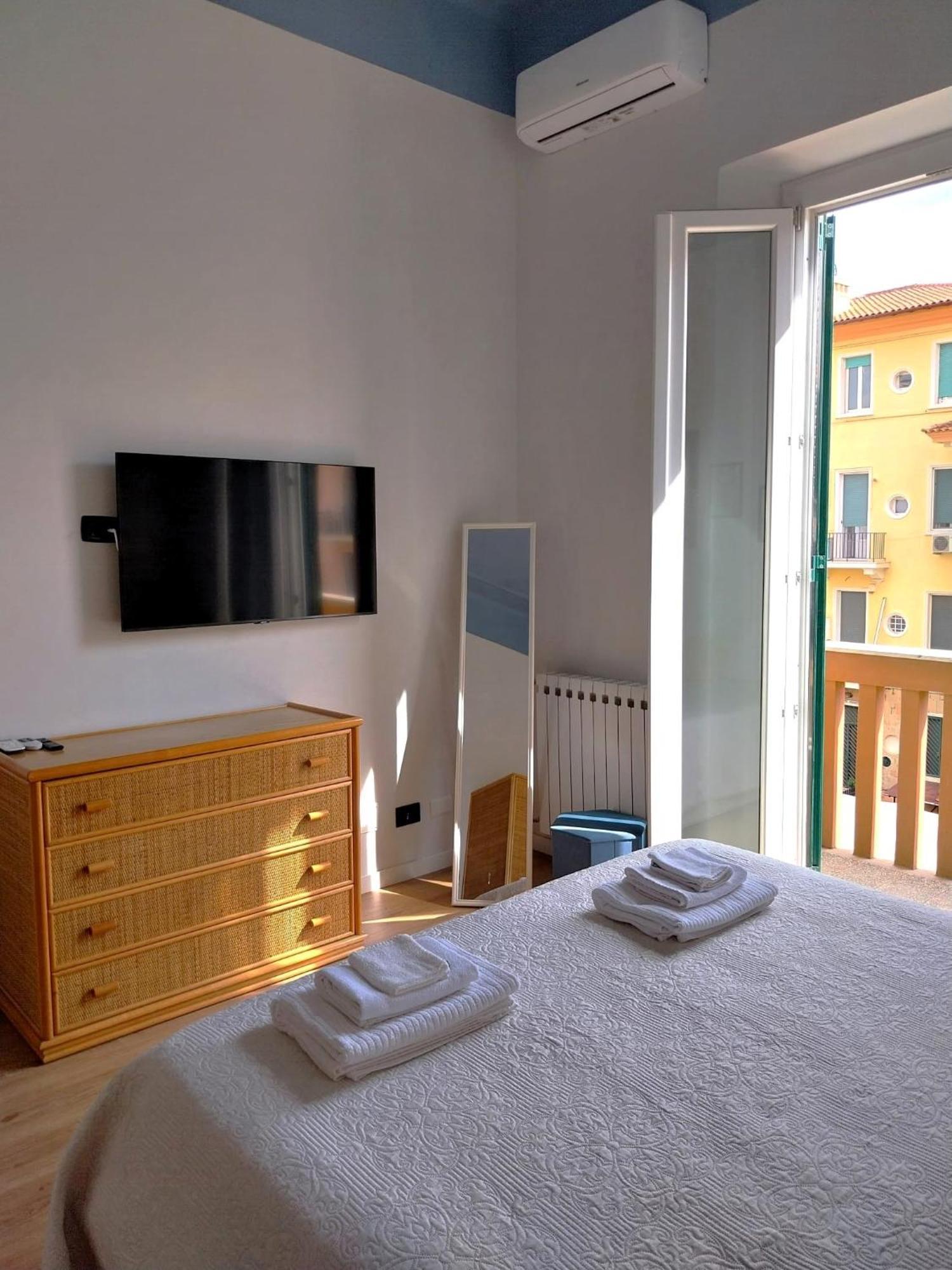 Mareroma32 - Tourist Rental Lido di Ostia Exterior photo